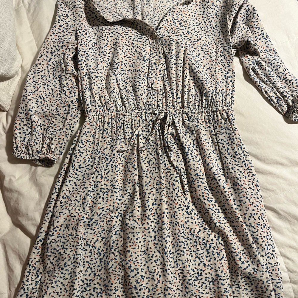 Patterned Dress - Picture 2 of 6